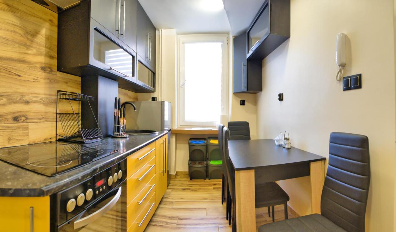 Apartament Na Ilawskiej Starowce 이아와 외부 사진